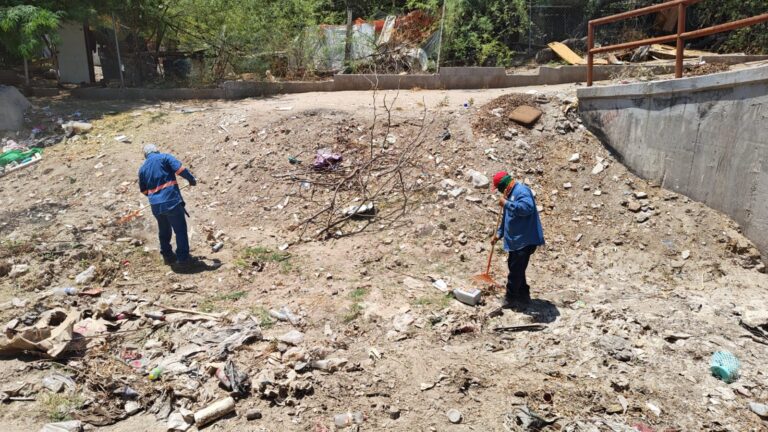 Atiende Servicios Públicos 40 canales y arroyos retirando más de 800 toneladas en 2026