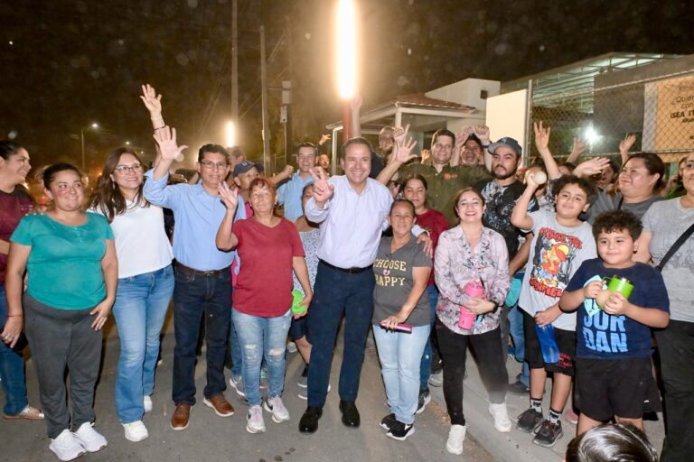 Fortalece Toño Astiazarán seguridad escolar con nuevo corredor Camina Segura