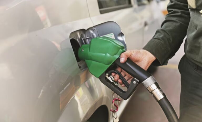Estrategia contra alzas de precios en combustibles da tranquilidad a consumidores: Sheinbaum